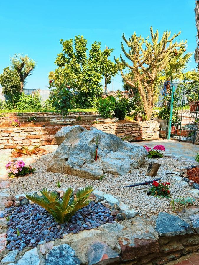 Kalamata Garden Suite 外观 照片